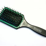 854 А Масажка для волосся з дзеркалом DAGG