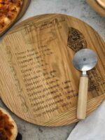 Доска дерево для піцци з роликом