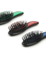 8580 N Масажка для волосся пластмасова (огурчик) DAGG