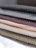 Плед полуторний однотонний в прозорому пакуванні "Шарпей"