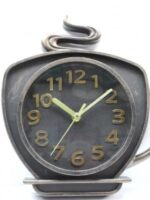 3008 Годинник настінний 28*26см