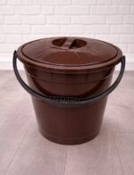 коричневий