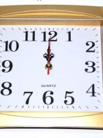 6110 Годинник настінний