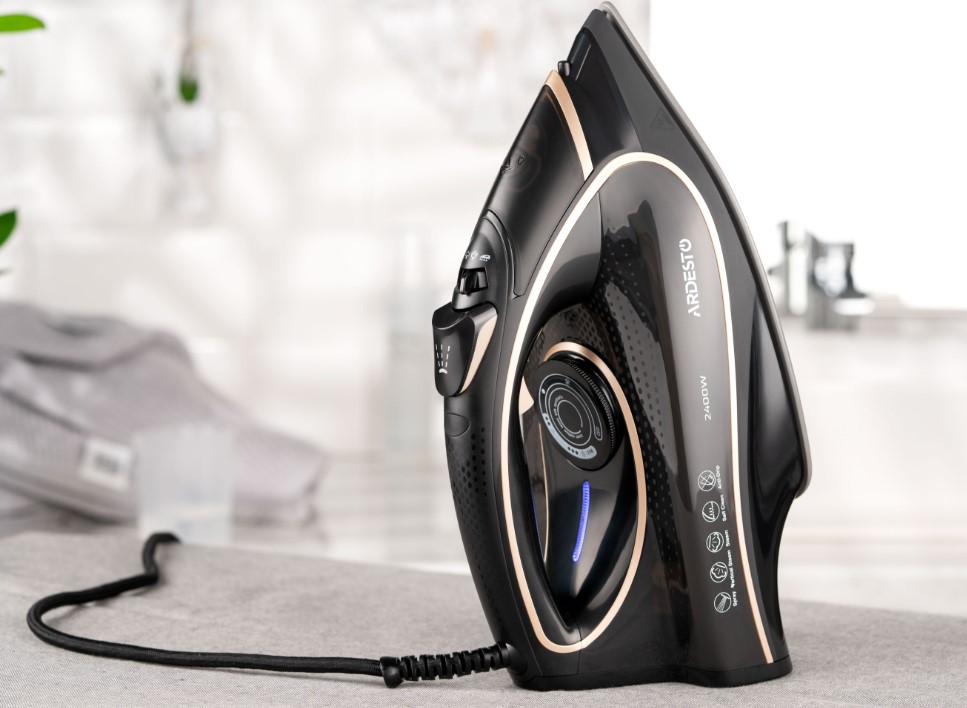 Знімок екрана 2025-12-12 094752 IR-B2235- Праска 2400Вт 450мл Ardesto # - Зображення 1