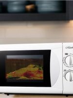 MR-731  Мікрохвильова піч 700Вт Maestro