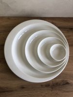 2618 Менажниця кругла 4 секції 30см