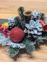 Підсвічник новорічний з шишками 38*22см червоний