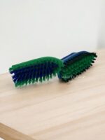 0017 Щітка-утюжок кольоровий 15см