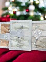 Скатертина в коробці з серветками 8шт/уп 150х220см