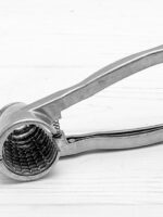 143 Горіхокол великий