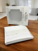 2245 Скатертина в коробці 160*220см